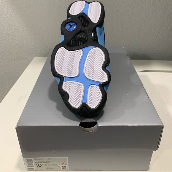 Air Jordan 13 Retro university blue
